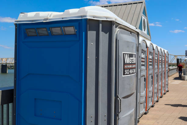 Best Portable Toilets for Parks and Recreation Areas in USA